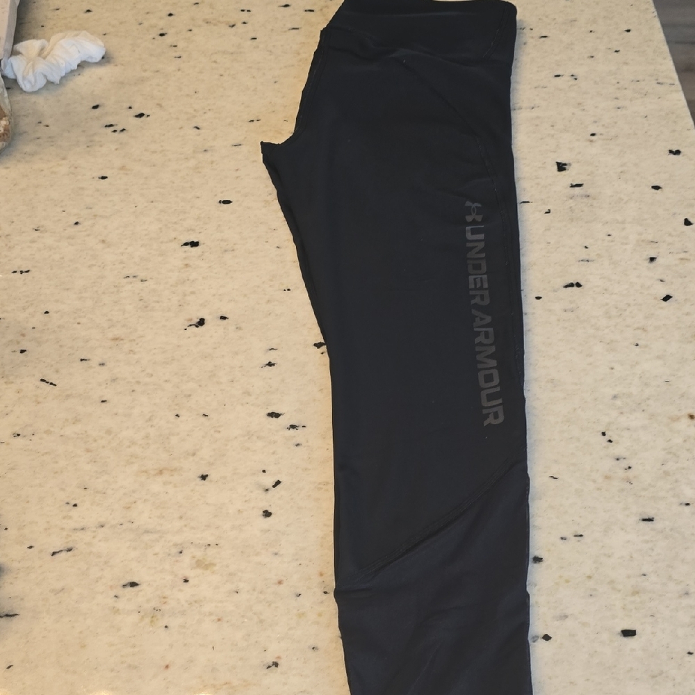 Under Armour Women's Black Leggings